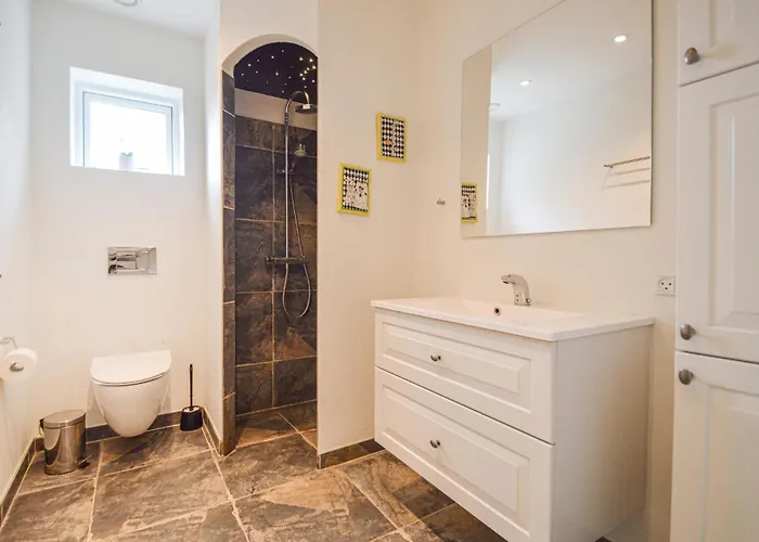 In Romo With Kitchen Toftum (Syddanmark)